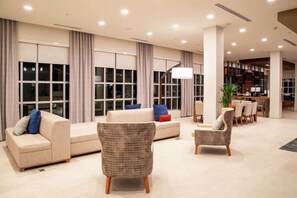 Interior - Hilton Garden Inn Stay Near Tampa, Dining, and Premium Outlets - 4 Units (Wesley Chapel)