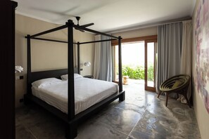 In-room safe, iron/ironing board, free WiFi