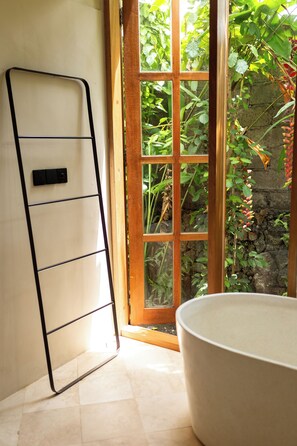 Deluxe Single Room, Garden View - Villa ILO Umalas (Kerobokan)