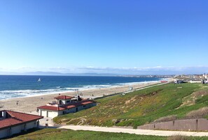 Beach - Explore Torrance Beach w/Free Parking and Breakfast! (Torrance)