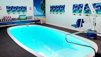 Piscina interna, piscina aquecida