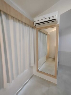 Luxury Suite, 1 Bedroom, Private Bathroom, City View - Hot Springs Flat Apart Hotel c. Banheira (Caldas Novas)