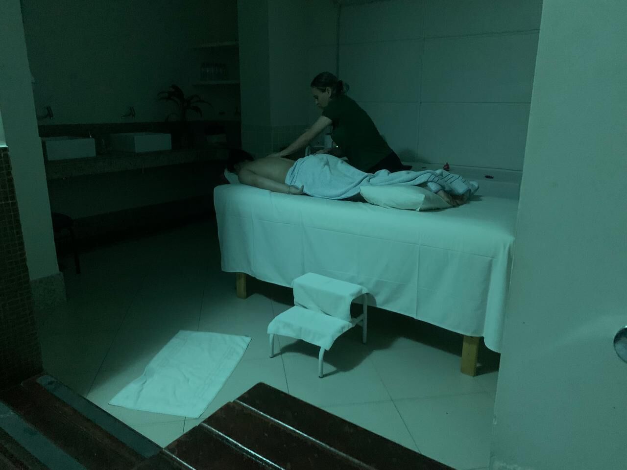 Couples treatment rooms, hot stone massages, deep-tissue massages