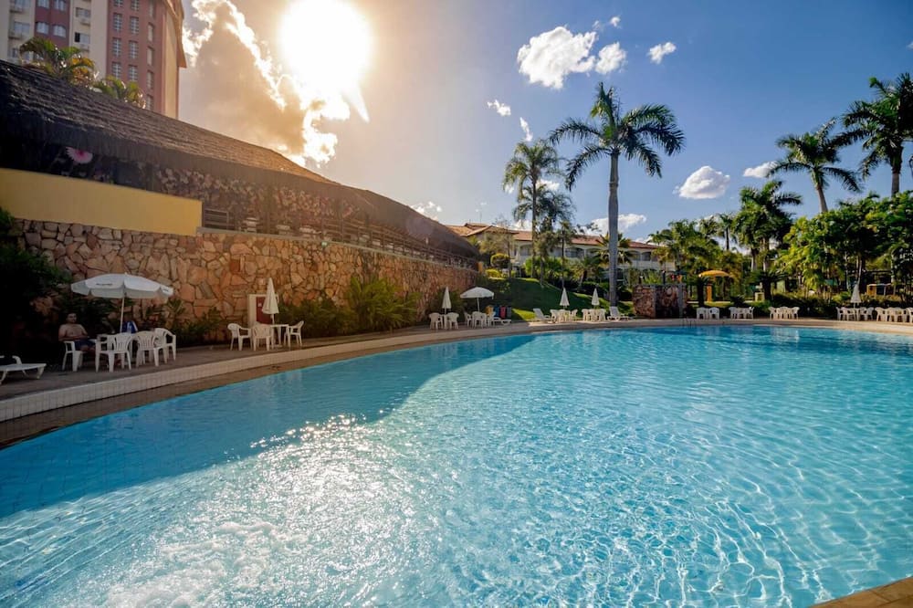 Hot Springs Flat Apart Hotel c. Banheira