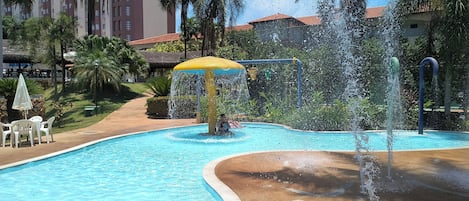 7 piscinas al aire libre