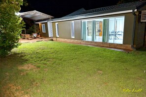 Terrace/patio - Comfortable Villa Licht in the center of Obligado (Obligado)