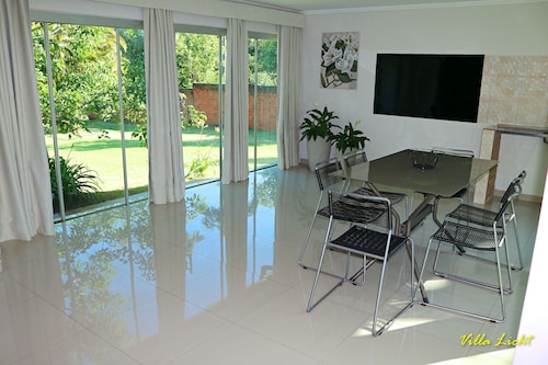 Comfortable Villa Licht in the center of Obligado