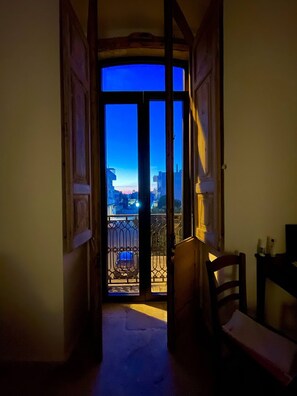Interior - CasaFrancisa, 1830s Salento Historic House, renovated in 2021 (Galàtone)