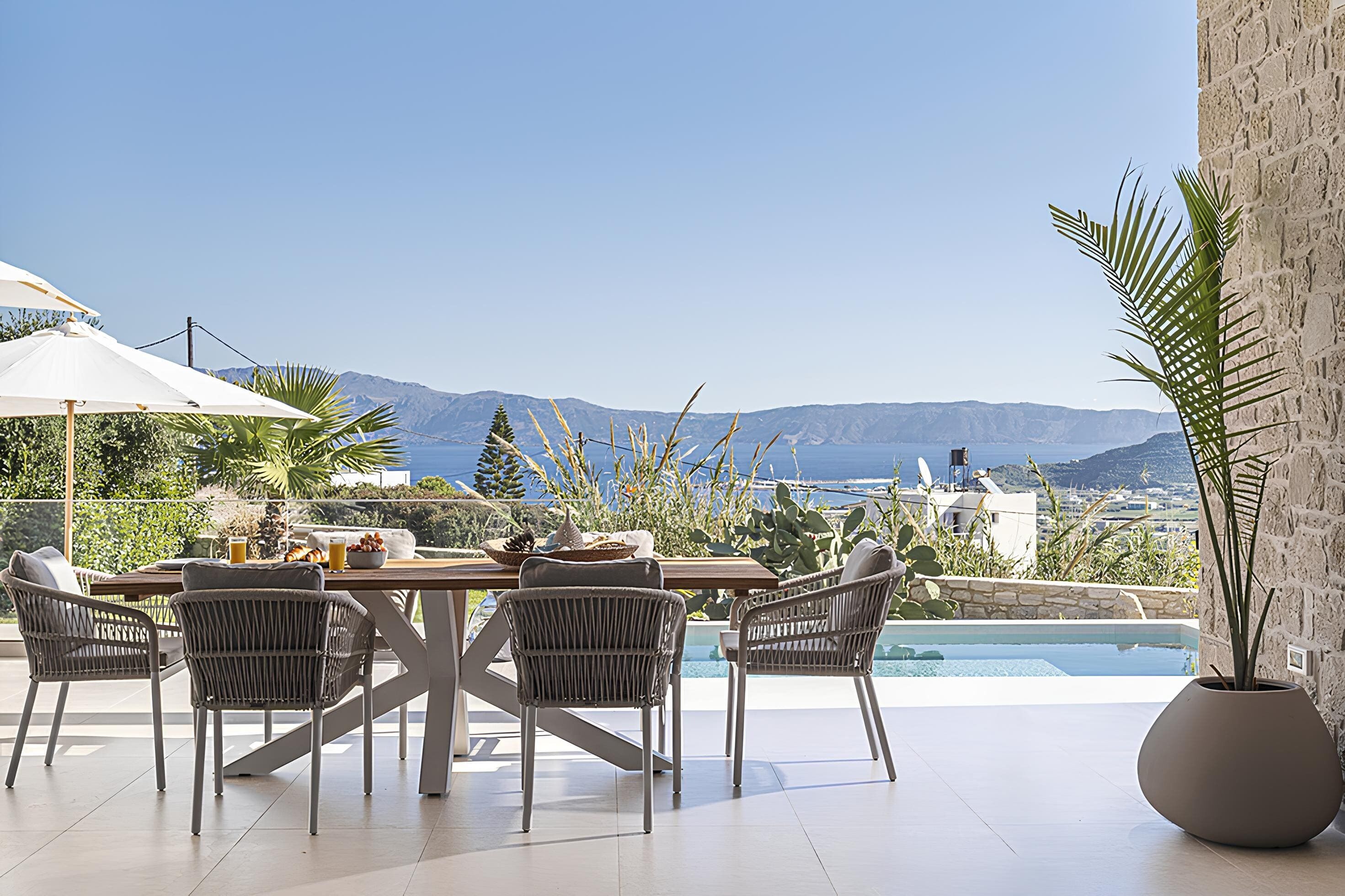 2 outdoor pools, pool umbrellas, pool loungers