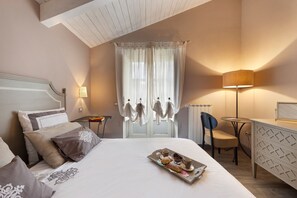 Apartment, Smoking | 14 bedrooms - Palazzo Mary in Sorrento (Sorrento)