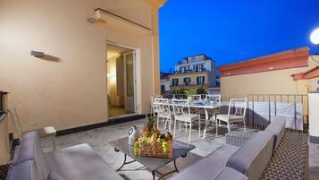 Apartamento, fumadores | 14 dormitorios