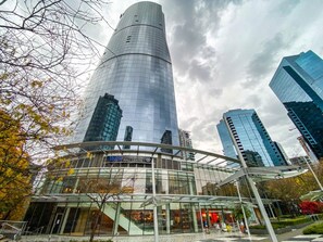 المنشأة من الخارج