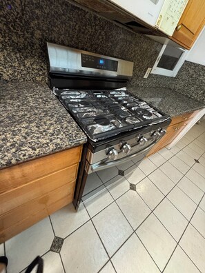 Private kitchen - Big, Serene, Central, Perfect LA (Los Angeles)
