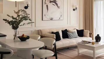 Presidential Suite, 3 Bedrooms, Club Lounge Access, City View | Egyptian cotton sheets, premium bedding, down comforters