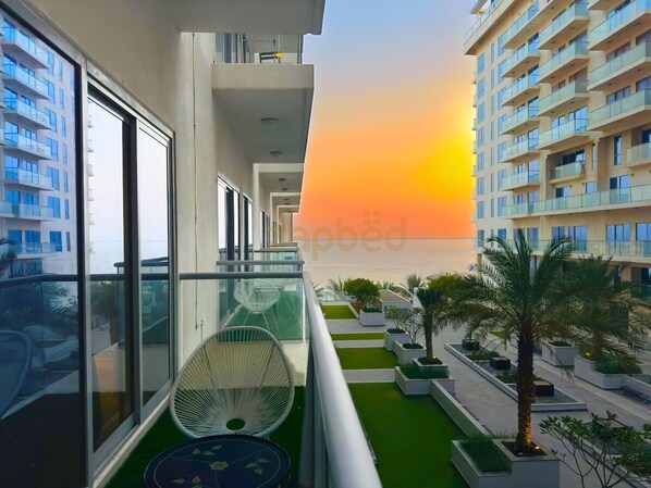 Property grounds - RAK F 902 - Studio Apartment, Sleeps 3 (Ras al Khaimah)