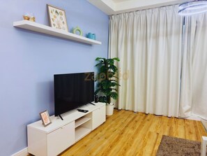 Interior - RAK F 902 - Studio Apartment, Sleeps 3 (Ras al Khaimah)