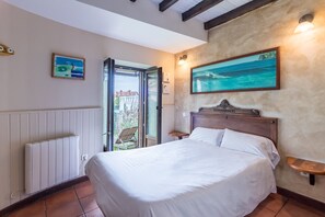 WiFi, bed sheets