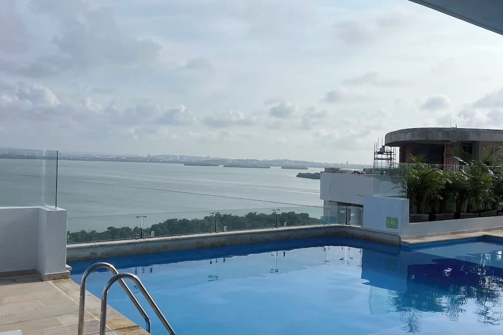 Oceani Towers 1006