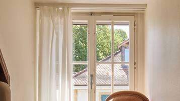 Habitación clásica doble, vistas a la ciudad | Wifi gratis