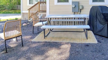 Condo, 1 Queen Bed (Seaglass Village 500 - Seaglass Villa) | Outdoor dining