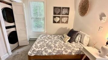 Condo, 1 Queen Bed (Seaglass Village 500 - Seaglass Villa) | 2 bedrooms