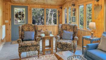 House, Multiple Beds (The Rosewood) | Interior