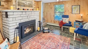 House, Multiple Beds (The Rosewood) | Interior