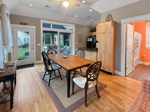 Apartment, 1 King-Bett (Seaglass Village 182 - Coral Retreat) | Speisen