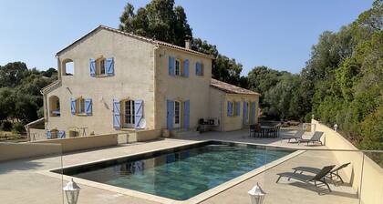 Villa Mariola - Corsican charm with a pool