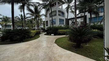 Enceinte de lâhĂ©bergement