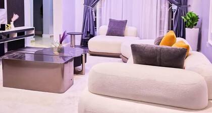 Purple Lavender Court Apartment