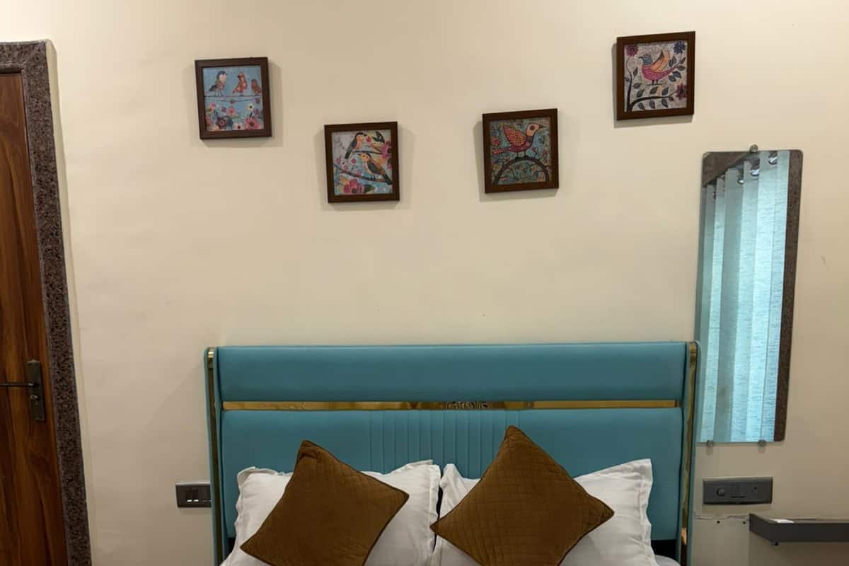 Deluxe Double Room | Desk, free WiFi