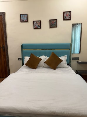 Deluxe Double Room | Desk, free WiFi
