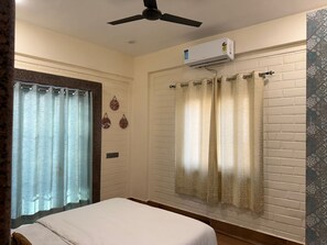 고급 침구, 책상, 무료 WiFi, 침대 시트