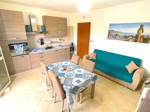 Interior - The Star of the South - Holiday Home. Apartment at the foot of Etna (Mascali)