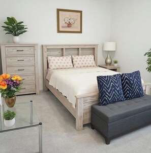 1 bedroom, iron/ironing board, WiFi, bed sheets