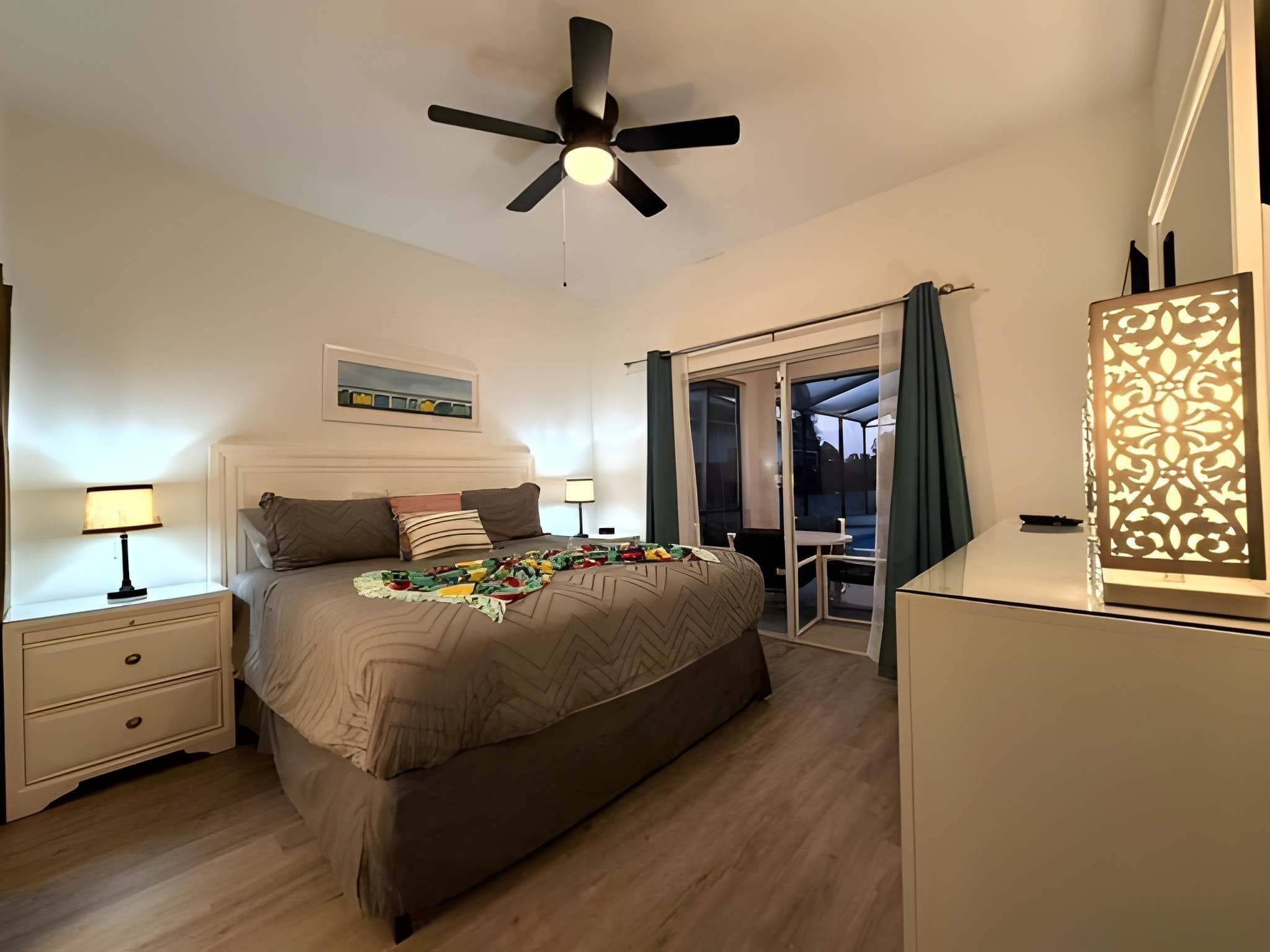 Luxury House, 5 Bedrooms, Private Pool | Premium bedding, individually decorated, individually furnished, desk