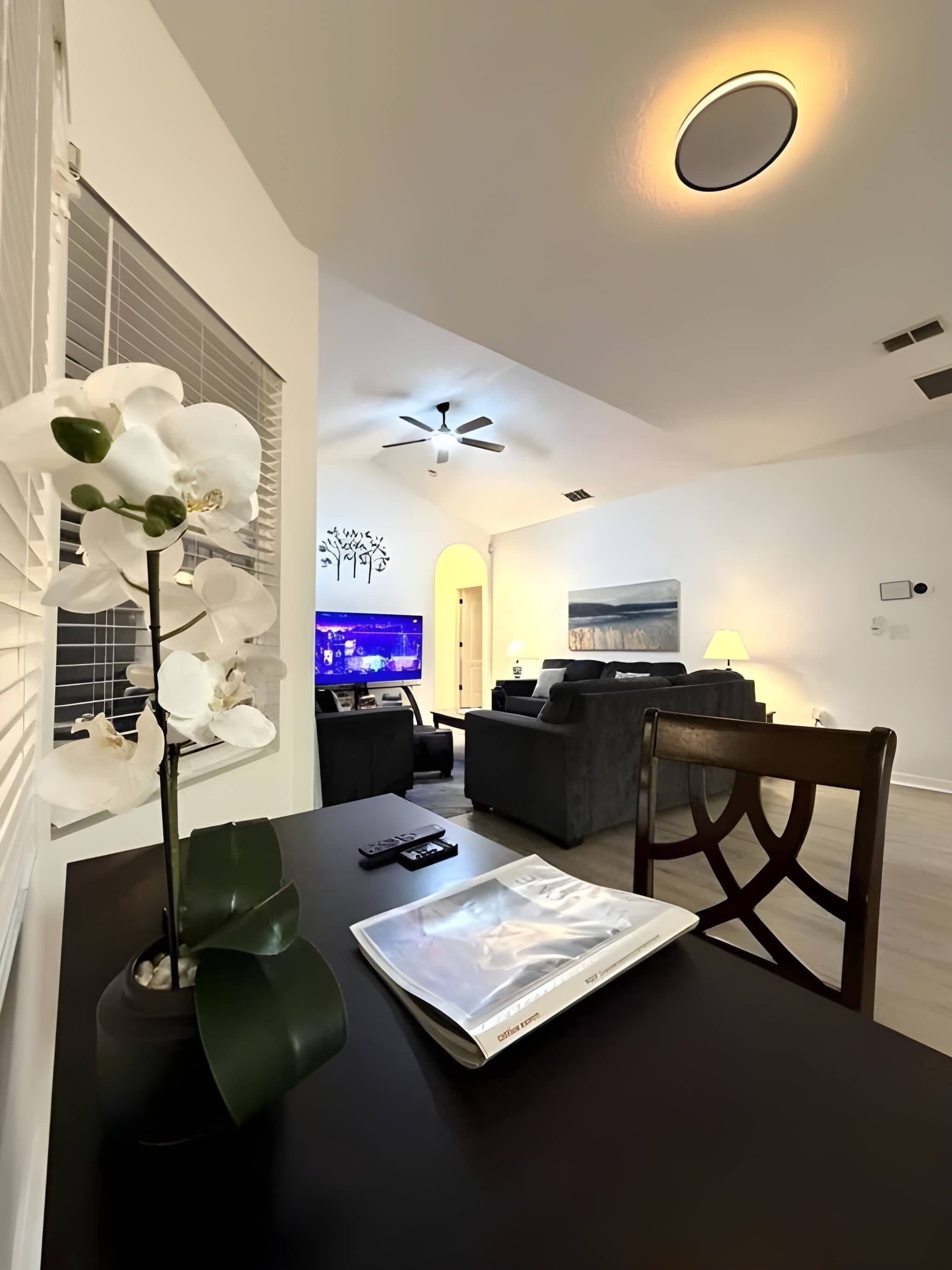 Luxury House, 5 Bedrooms, Private Pool | Living area | Smart TV, video-game console, Netflix, DVD player