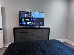 Internet, bed sheets - Wonderful 3-bedroom house with AC in vibrant Houston (Houston)