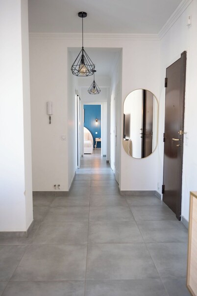 Spacious 2-room apartment Libération in Nice - Centre - Magnificent Terrace