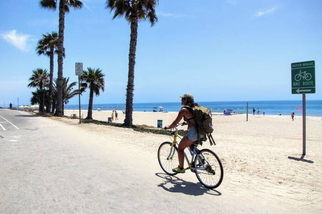 Beach nearby, beach towels
