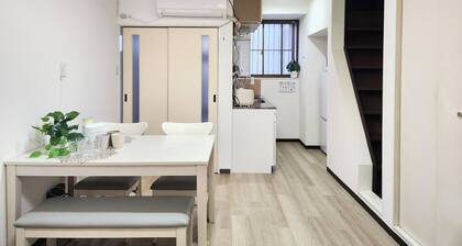 Namba 13 min|6 min walk from station|Wi-Fi|Nintendo Switch|48 m2 private house|10 min walk from Tsutenkaku