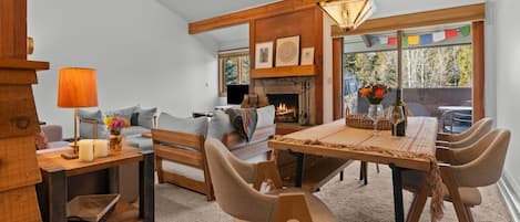 TV, fireplace, computer monitors