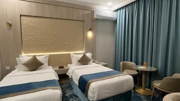 Camera City con 2 letti singoli, 1 camera da letto, vista città | Wi-Fi gratuito