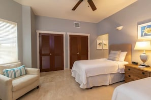 3 chambres, fer et planche à repasser, Wi-Fi, draps fournis