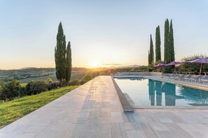 Pool - Pieve Vecchia - Charming and modern villa in Tuscany (Toscana)