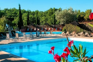 Pool - Apartment (Lagorce)