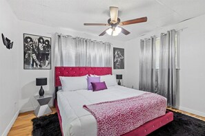 Iron/ironing board, free WiFi, bed sheets