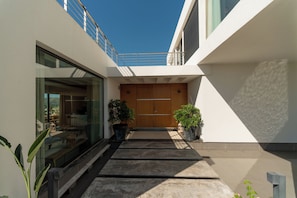 Lối vào nơi lưu trú