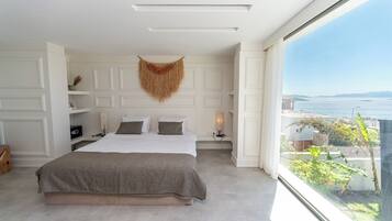 Pillowtop-bedden, een kluis op de kamer, individueel gedecoreerd